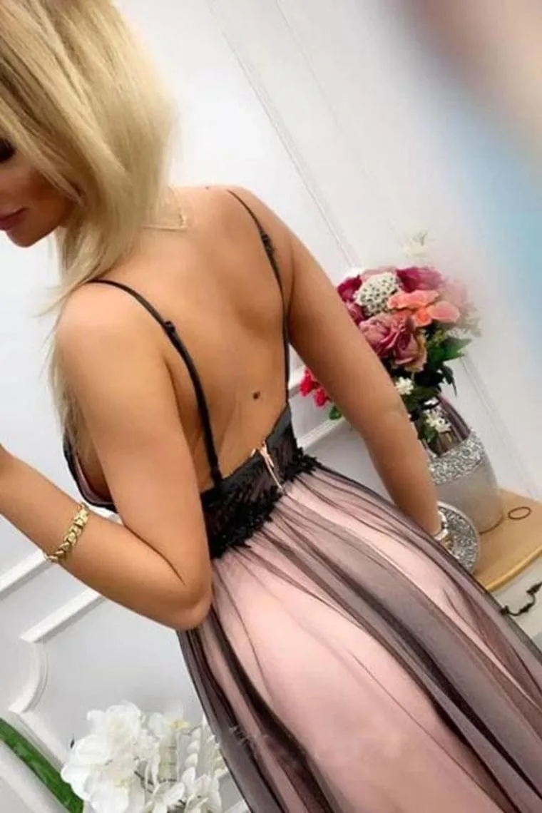 Modern V Neck Tulle Long Prom Dress With Appliques Floor Length Backless Formal Dress Evening Dresses